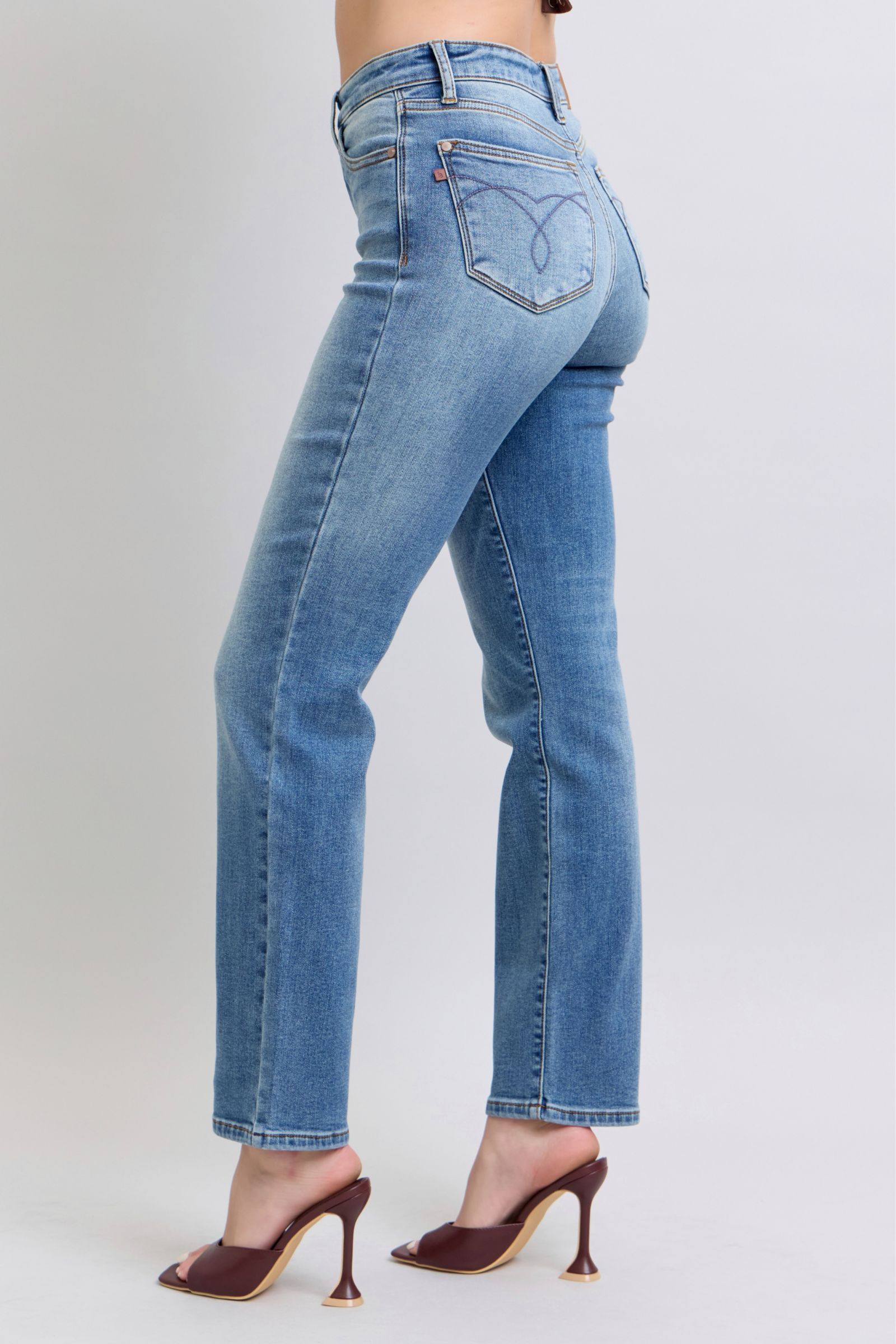 shopelevatedtoday, shopelevatedtoday.com, Judy Blue Full Size Run Vintage Wash Thermal Straight Jeans