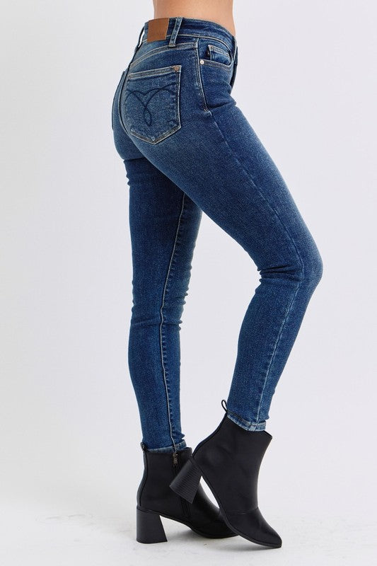 shopelevatedtoday, shopelevatedtoday.com/, Judy Blue Full Size Run Mid-Rise Waist Skinny Jeans with Thermal Lining
